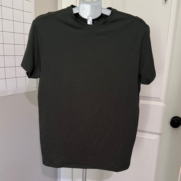 William Rast Army Green Short Sleeve Tee - Picture 1 of 4
